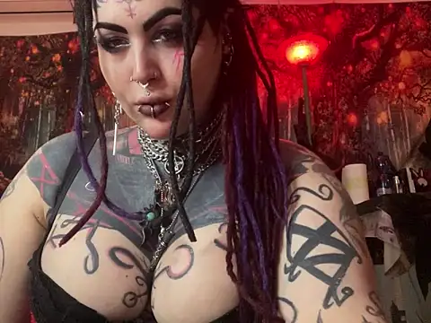 Snapshot of nyxvelon chatting on February 1, 2026, 9:13 pm nyxvelon online show from February 1, 2026, 9:13 pm