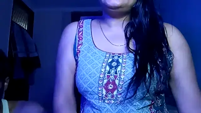 Snapshot of horny_milf_couple chatting on April 26, 2026, 10:56 am horny milf couple online show from April 26, 2026, 10:56 am