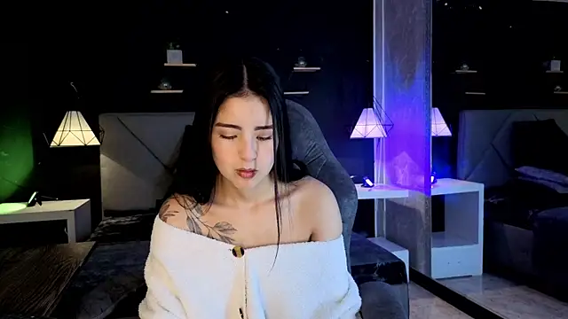 Snapshot of giapearl25 chatting on November 14, 2025, 12:53 pm giapearl25 online show from November 14, 2025, 12:53 pm