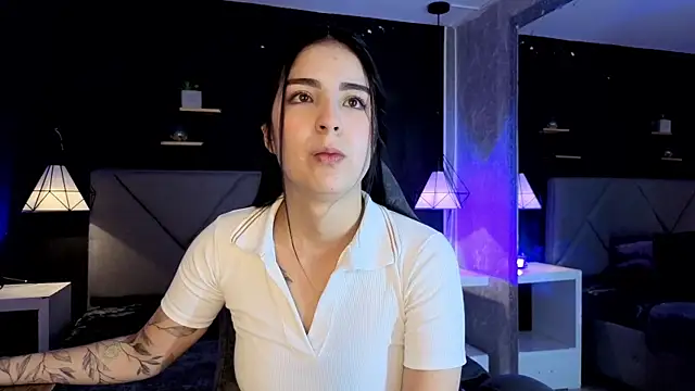 Snapshot of giapearl25 chatting on November 8, 2025, 1:14 pm giapearl25 online show from November 8, 2025, 1:14 pm