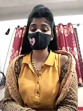 Queen-Any online show from December 17, 2025, 6:13 pm