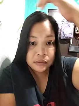 Snapshot of shyhotpinay_32 chatting on October 24, 2025, 2:05 pm shyhotpinay 32 online show from October 24, 2025, 2:05 pm