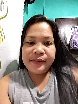 Snapshot of shyhotpinay_32 chatting on November 21, 2025, 9:14 pm shyhotpinay 32 online show from November 21, 2025, 9:14 pm