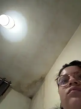 Snapshot of Jaykel_a chatting on February 8, 2026, 8:50 pm Jaykel a online show from February 8, 2026, 8:50 pm