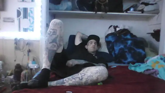 Snapshot of SWAGGDaddy93 chatting on February 18, 2026, 8:55 am SWAGGDaddy93 online show from February 18, 2026, 8:55 am