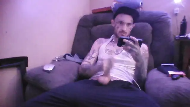 Snapshot of SWAGGDaddy93 chatting on February 11, 2026, 3:56 pm SWAGGDaddy93 online show from February 11, 2026, 3:56 pm