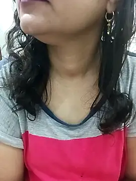 Snapshot of Couple_hardfucking chatting on December 15, 2025, 4:29 am Couple hardfucking online show from December 15, 2025, 4:29 am