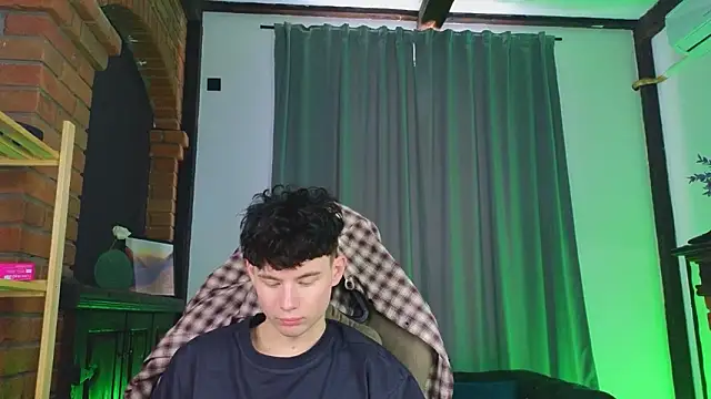 Cute Mike online show from February 25, 2026, 8:47 am