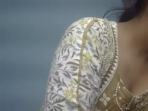 Joya 7 online show from December 16, 2025, 5:00 am