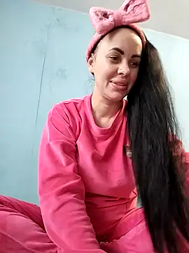 Snapshot of Stefaniyaxq chatting on December 1, 2025, 11:22 am Stefaniyaxq online show from December 1, 2025, 11:22 am