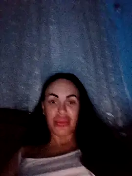 Snapshot of Stefaniyaxq chatting on November 5, 2025, 9:29 pm Stefaniyaxq online show from November 5, 2025, 9:29 pm