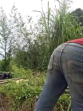 Snapshot of miomio-12 chatting on March 25, 2026, 3:50 am miomio-12 online show from March 25, 2026, 3:50 am