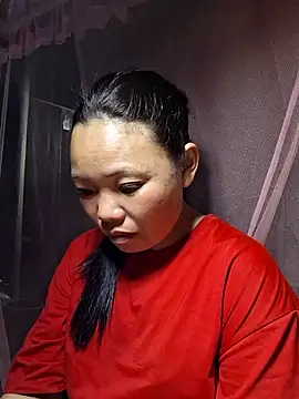 Snapshot of miomio-12 chatting on March 4, 2026, 1:30 pm miomio-12 online show from March 4, 2026, 1:30 pm