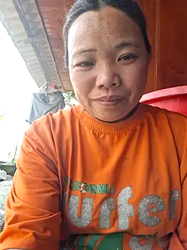 Snapshot of miomio-12 chatting on April 13, 2026, 3:54 am miomio-12 online show from April 13, 2026, 3:54 am