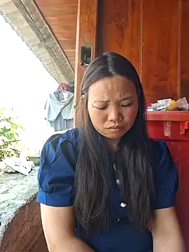 Snapshot of miomio-12 chatting on April 6, 2026, 5:08 am miomio-12 online show from April 6, 2026, 5:08 am