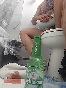 tntntm777 online show from November 12, 2025, 3:32 am