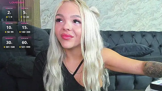 Daisy Abby03 online show from October 12, 2025, 6:09 pm