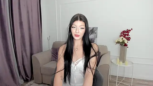 RoxyHopper online show from November 14, 2025, 7:39 pm