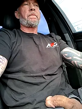 moonbeam37 online show from November 23, 2025, 7:13 pm