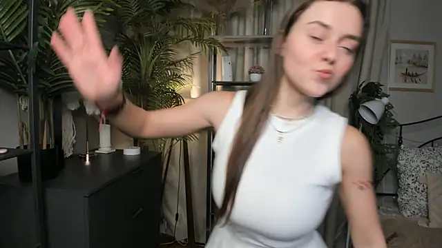 Snapshot of ThelmaJusto chatting on October 23, 2025, 3:00 pm ThelmaJusto online show from October 23, 2025, 3:00 pm