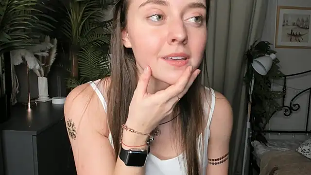 Snapshot of ThelmaJusto chatting on October 30, 2025, 2:25 pm ThelmaJusto online show from October 30, 2025, 2:25 pm