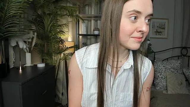 Snapshot of ThelmaJusto chatting on October 24, 2025, 3:33 pm ThelmaJusto online show from October 24, 2025, 3:33 pm