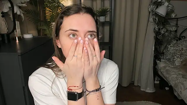 Snapshot of ThelmaJusto chatting on December 18, 2025, 3:16 pm ThelmaJusto online show from December 18, 2025, 3:16 pm