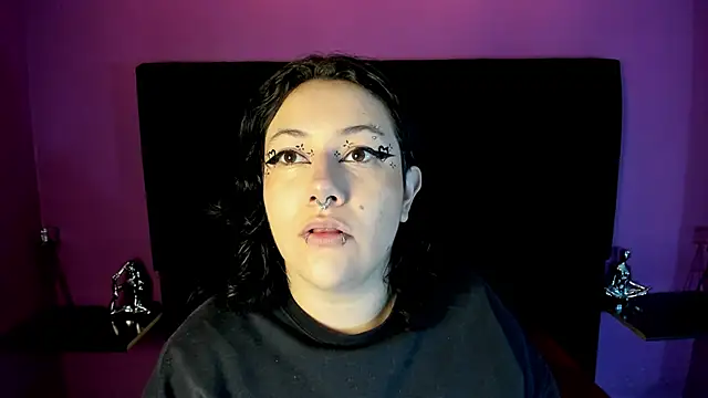 Snapshot of SabbathSinclair chatting on November 14, 2025, 11:36 am SabbathSinclair online show from November 14, 2025, 11:36 am