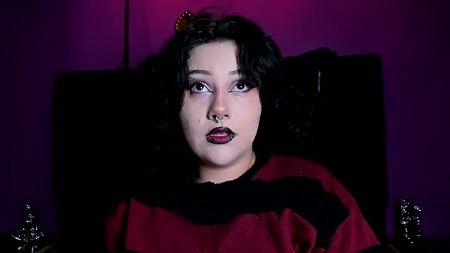 Snapshot of SabbathSinclair chatting on October 13, 2025, 11:45 am SabbathSinclair online show from October 13, 2025, 11:45 am