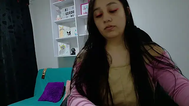 Snapshot of KOREN_JALAA chatting on April 18, 2026, 11:38 pm KOREN JALAA online show from April 18, 2026, 11:38 pm