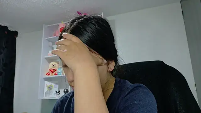 Snapshot of KOREN_JALAA chatting on April 21, 2026, 10:27 pm KOREN JALAA online show from April 21, 2026, 10:27 pm