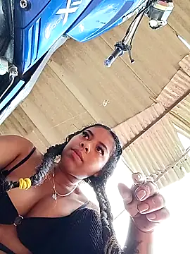 Amayavaldes online show from December 17, 2025, 4:01 pm