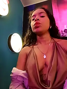 Amayavaldes online show from November 11, 2025, 2:28 am