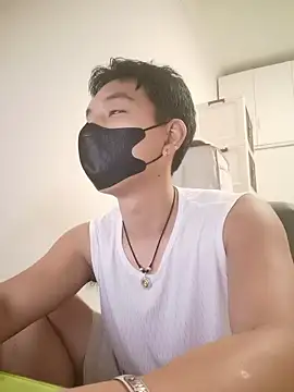 xqcbb 10 online show from October 9, 2025, 4:51 pm