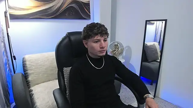 Snapshot of Leoo_Miller chatting on January 14, 2026, 3:54 am Leoo Miller online show from January 14, 2026, 3:54 am