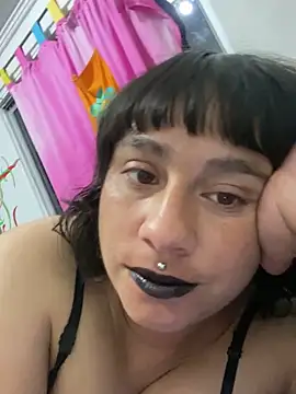 Snapshot of gatitaplop chatting on December 15, 2025, 7:14 am gatitaplop online show from December 15, 2025, 7:14 am