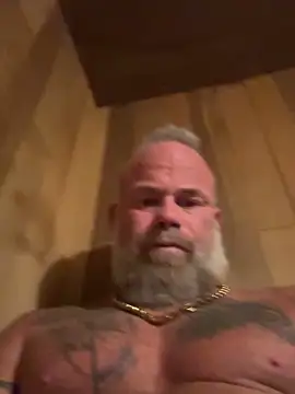 Muscledick40 online show from February 19, 2026, 1:35 am