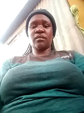 KNOXIEBAE online show from October 31, 2025, 3:41 pm