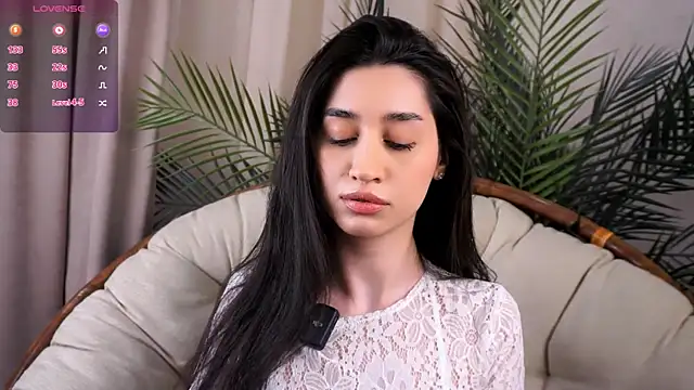 kayaangell online show from November 7, 2025, 3:33 am