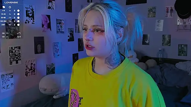 Snapshot of bixxxiz chatting on November 10, 2025, 10:53 am bixxxiz online show from November 10, 2025, 10:53 am