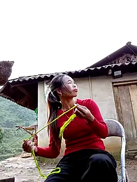 Snapshot of chieu_xinh chatting on October 15, 2025, 1:04 am chieu xinh online show from October 15, 2025, 1:04 am