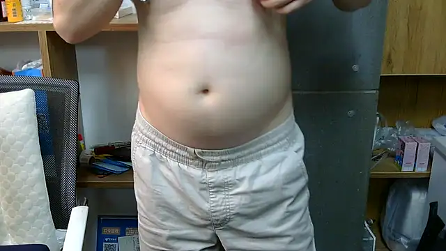 Snapshot of yichengm chatting on June 30, 2026, 10:15 am yichengm online show from June 30, 2026, 10:15 am