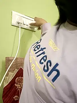 Snapshot of Beautiful_Eye chatting on January 14, 2026, 5:49 pm Beautiful Eye online show from January 14, 2026, 5:49 pm