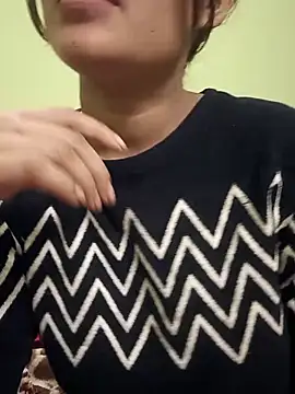 Snapshot of Beautiful_Eye chatting on December 18, 2025, 1:04 pm Beautiful Eye online show from December 18, 2025, 1:04 pm