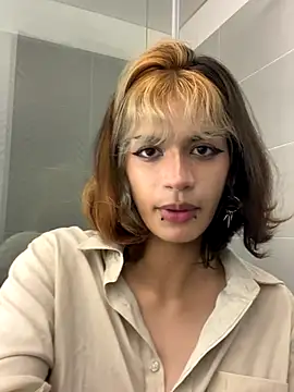 sukulaurens online show from November 7, 2025, 3:00 am