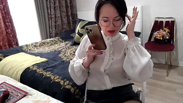 Snapshot of Arisa5000 chatting on March 18, 2026, 7:33 am Arisa5000 online show from March 18, 2026, 7:33 am