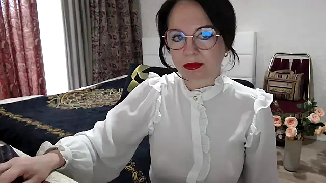 Snapshot of Arisa5000 chatting on April 29, 2026, 7:23 am Arisa5000 online show from April 29, 2026, 7:23 am