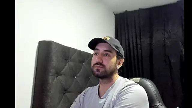 coolfriki online show from November 29, 2025, 4:01 am