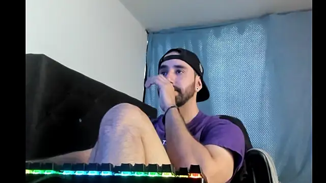 Snapshot of coolfriki chatting on February 7, 2026, 5:21 pm coolfriki online show from February 7, 2026, 5:21 pm