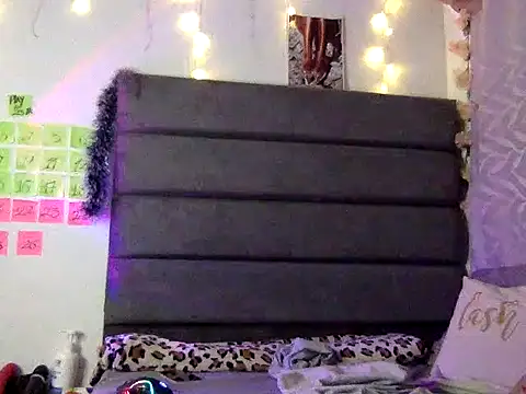 Tina Dance online show from December 15, 2025, 7:36 am